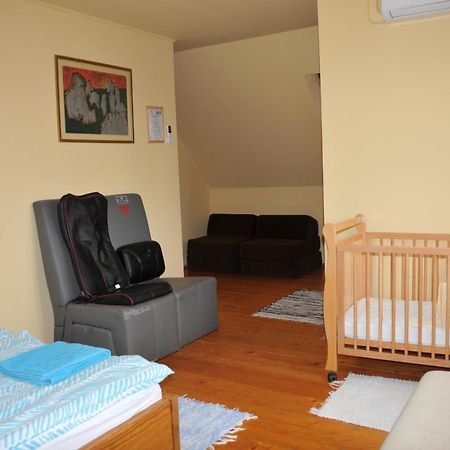 Casa Napsugar Panzio Bed and Breakfast Apostag Δωμάτιο φωτογραφία