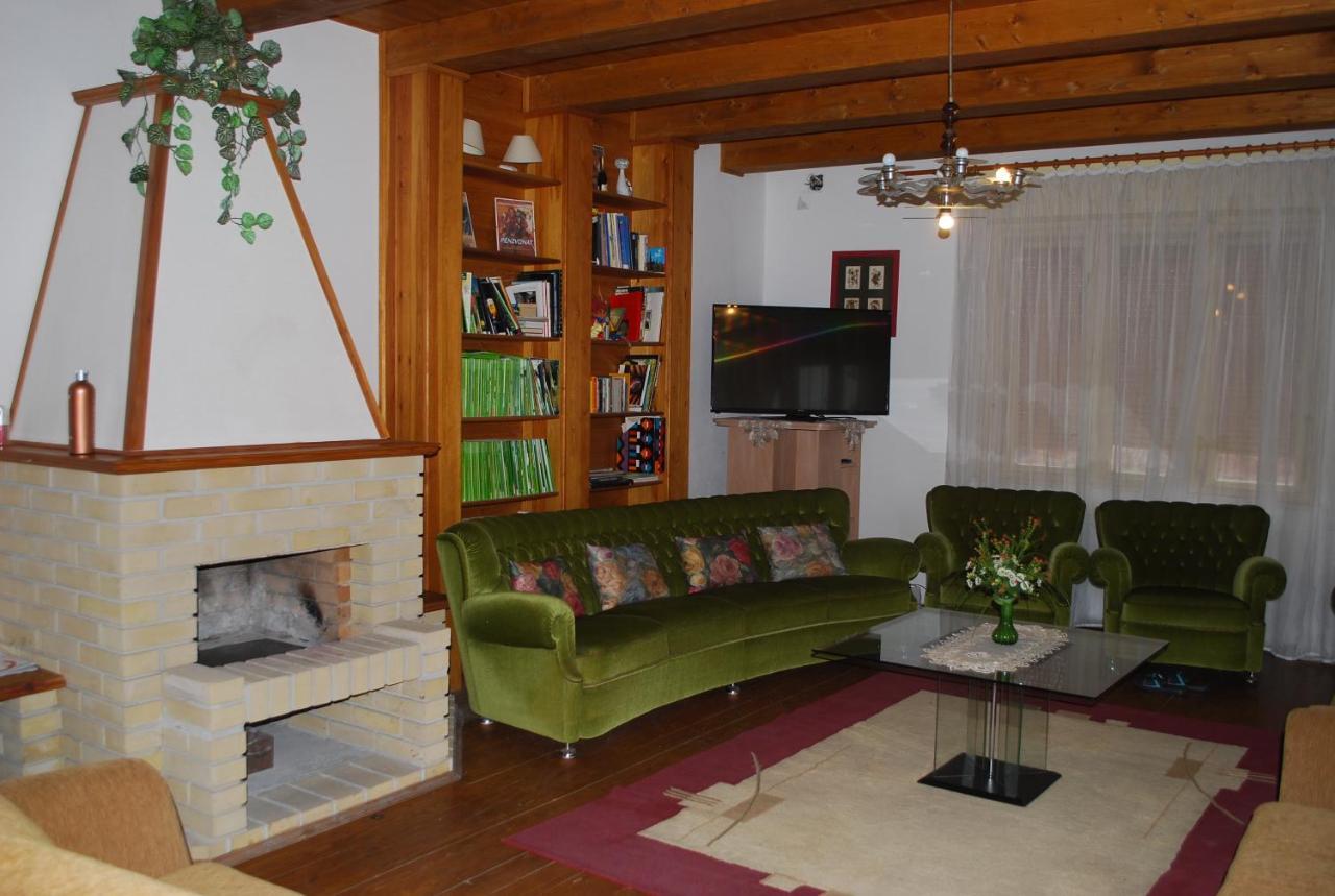 Casa Napsugar Panzio Bed and Breakfast Apostag Εξωτερικό φωτογραφία