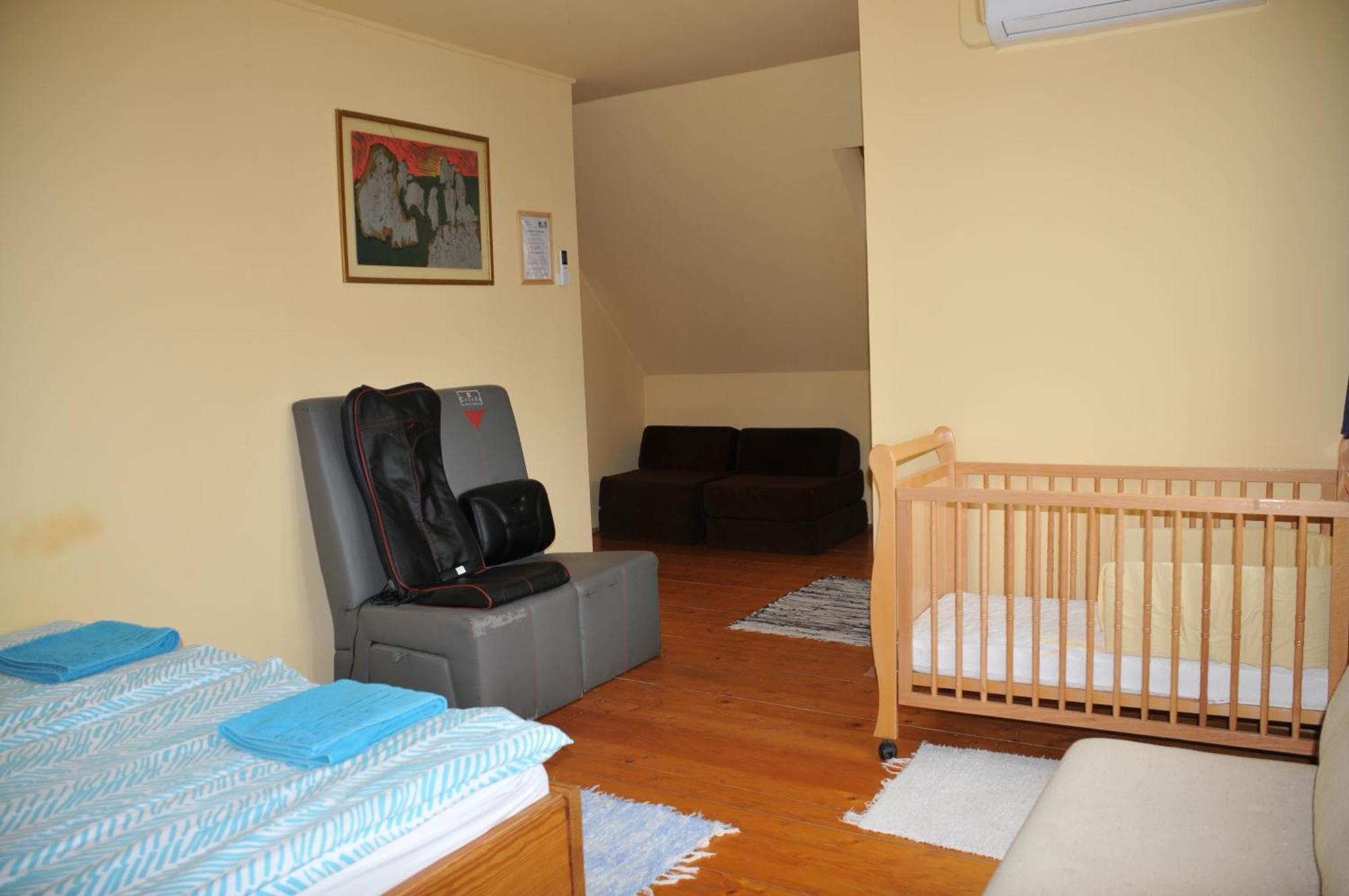 Casa Napsugar Panzio Bed and Breakfast Apostag Δωμάτιο φωτογραφία